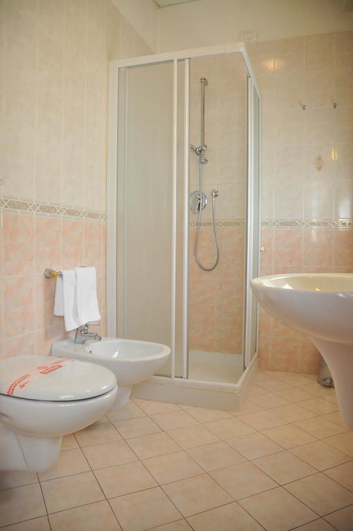 Hotel Marco Effe Mestrino Zimmer foto